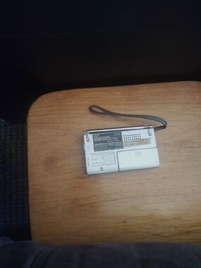 Compact am/fm radio with Wrist Strap Model JX-M6